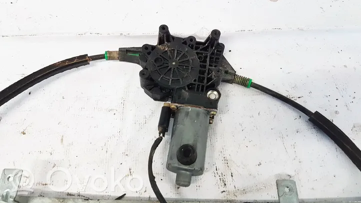 Ford Mondeo MK II Fensterhebermotor Tür vorne 0130821792