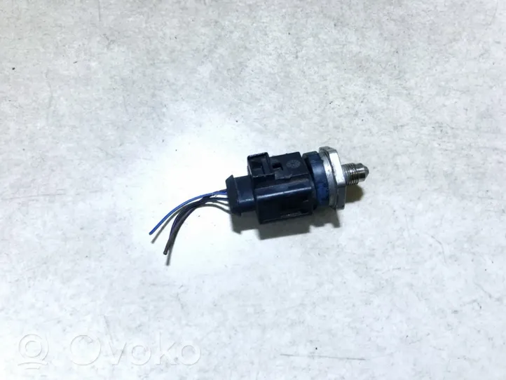 Volkswagen PASSAT CC Kraftstoffdrucksensor 0261545037