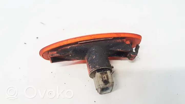 Ford Escort Front fender indicator light 95gg13k309aa