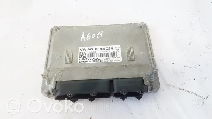 Volkswagen Fox Calculateur moteur ECU 03D906023Q