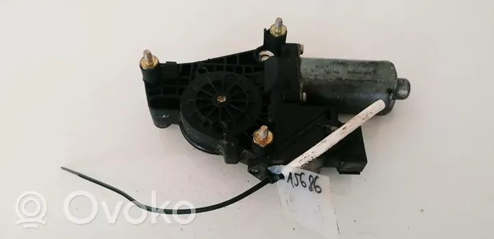 Peugeot 406 Fensterhebermotor Tür vorne 0130821674