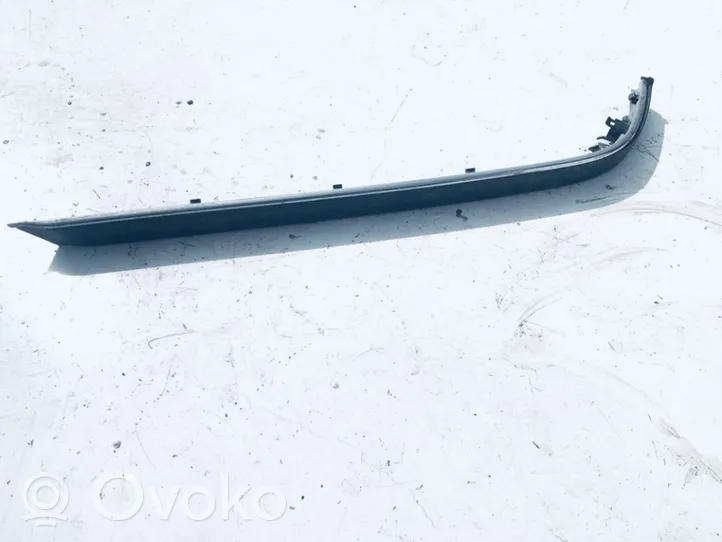 BMW 5 E39 Rear bumper trim bar molding 51128184511