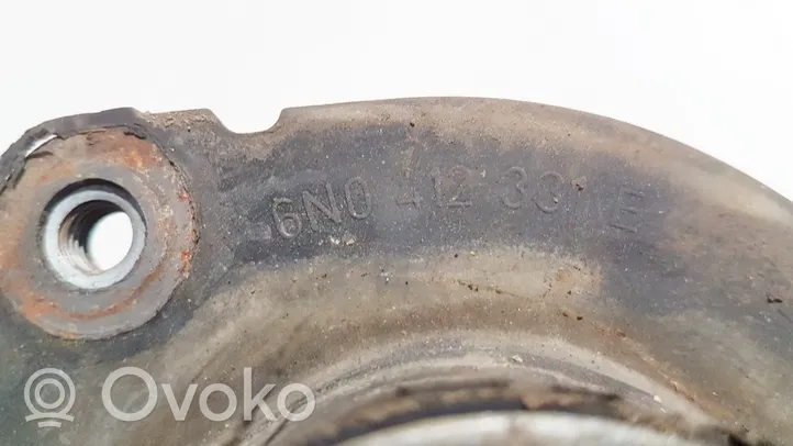 Volkswagen Polo Опора пружины (верхняя) 6n0412331e