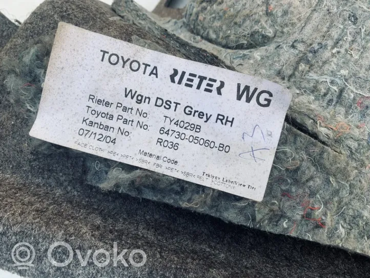 Toyota Avensis T250 Kita salono detalė 6473005060b0