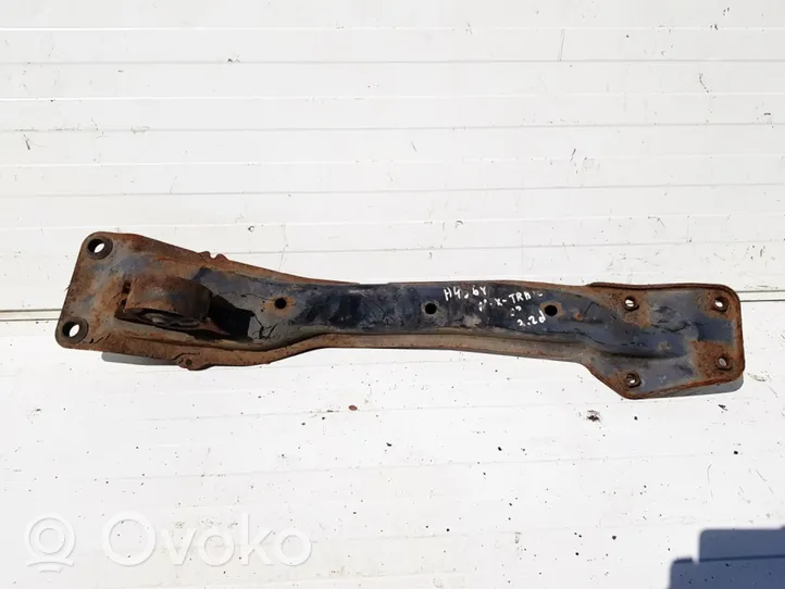 Opel Vivaro Front subframe 