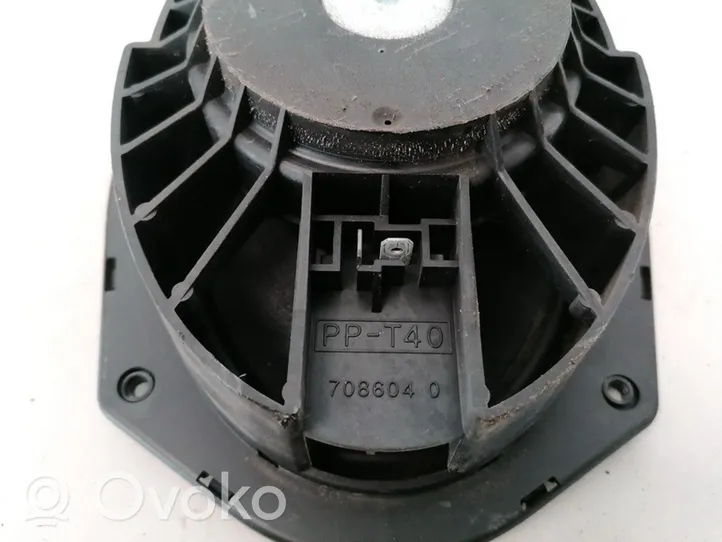 Ford Mondeo MK II Garsiakalbis (-iai) priekinėse duryse 7086040