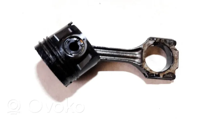 Volvo S70  V70  V70 XC Piston with connecting rod 028H