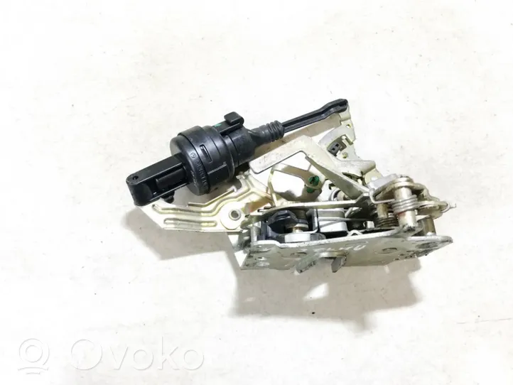 Mercedes-Benz E W210 Rear door lock 