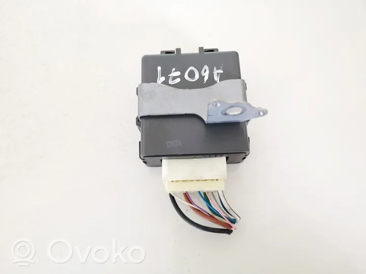 Toyota Avensis T270 Door control unit/module 8597020020