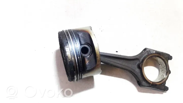 Opel Vectra A Piston avec bielle 