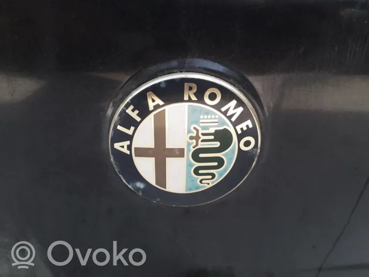 Alfa Romeo 156 Gamintojo ženkliukas 