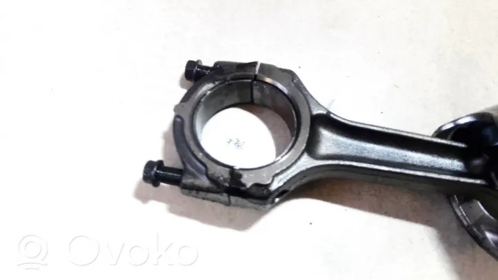 Renault Megane I Piston avec bielle 