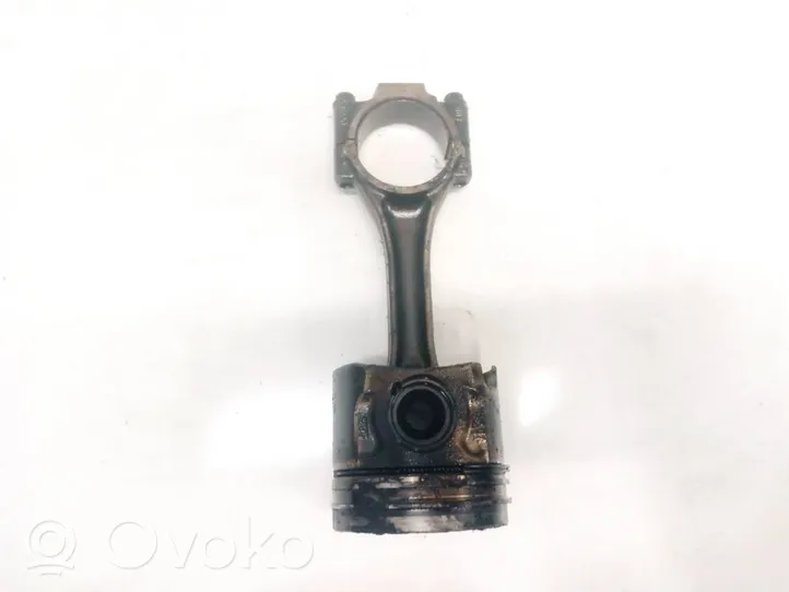 Volkswagen Caddy Piston with connecting rod 