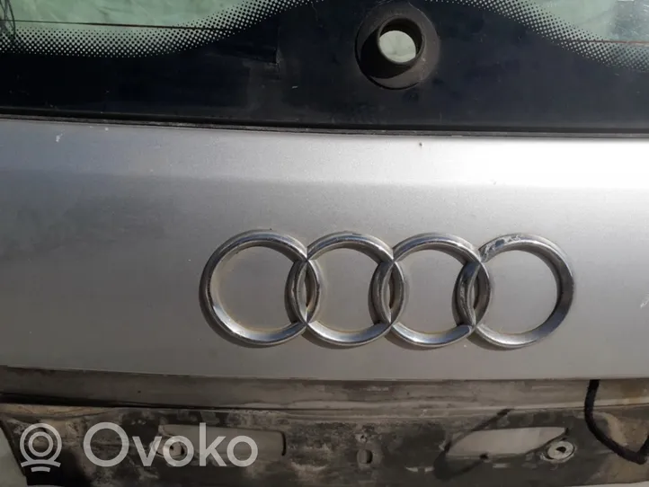 Audi A4 S4 B5 8D Emblemat / Znaczek 