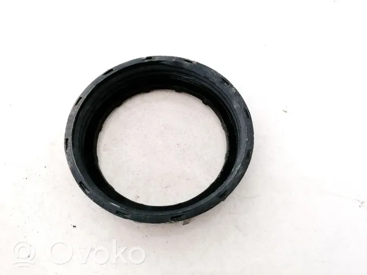 Audi A4 S4 B5 8D Anello/dado di bloccaggio della vite della pompa del carburante nel serbatoio 