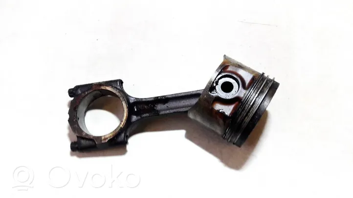 Volvo S70  V70  V70 XC Piston with connecting rod 