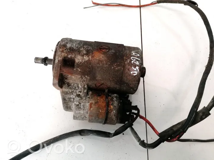 Volkswagen Golf II Starter motor 036911023L