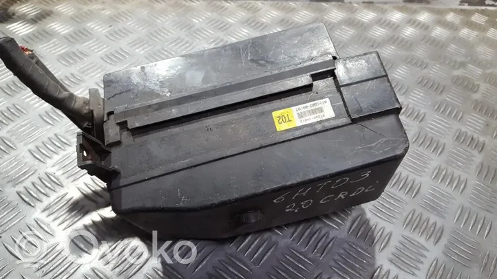 Hyundai Trajet Boîte à fusibles 912203a012