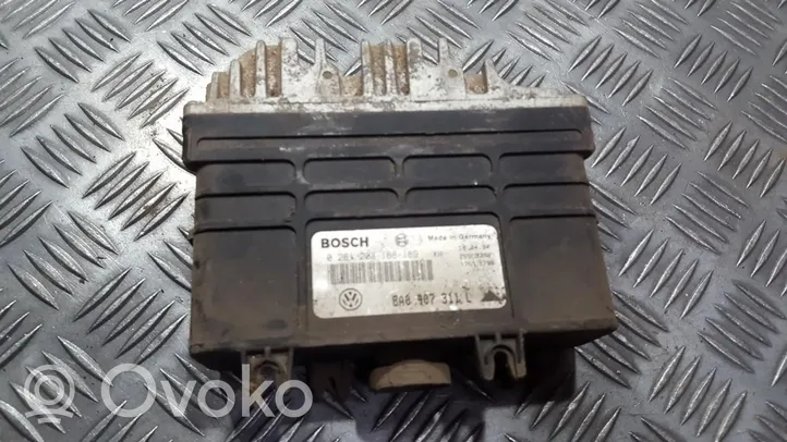 Volkswagen PASSAT B4 Calculateur moteur ECU 0261203188