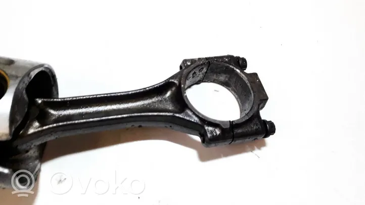 Volkswagen PASSAT B5 Piston with connecting rod 045c