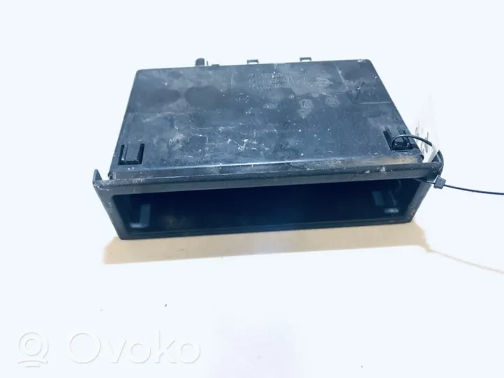 Renault Laguna I Glove box 7700790325