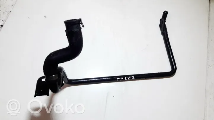 Volvo 440 Engine coolant pipe/hose 