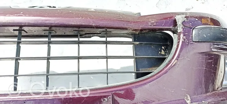Peugeot 407 Etupuskurin alempi jäähdytinsäleikkö 