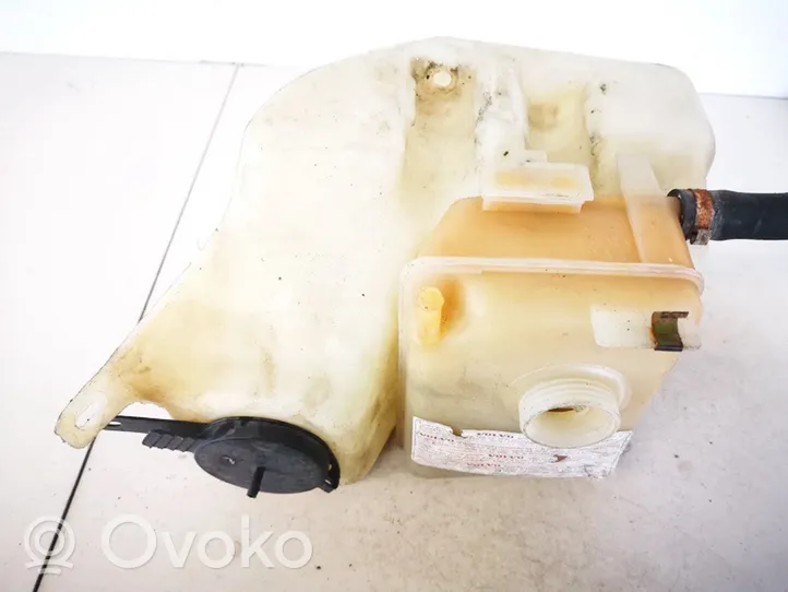 Volvo 440 Réservoir de liquide lave-glace 448908