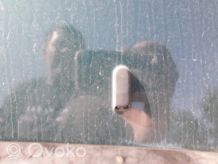 Volkswagen Polo III 6N 6N2 6NF Windshield washer spray nozzle 