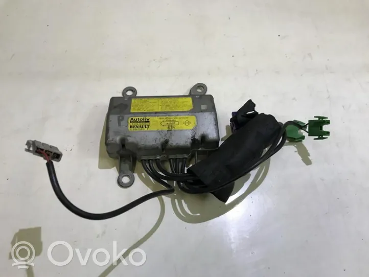 Renault Twingo I Airbag control unit/module 7700415815F