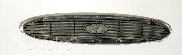 Ford Mondeo MK II Grille de calandre avant 96BG8200