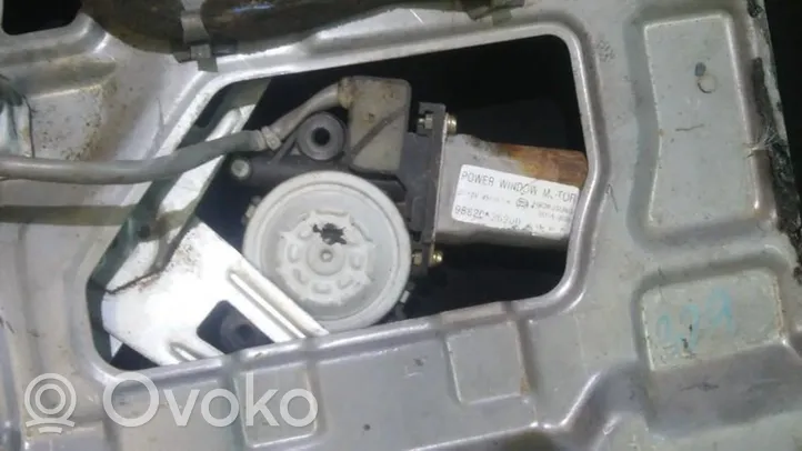 Hyundai Santa Fe Takaoven ikkunan nostomoottori 037153030