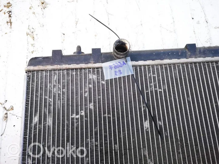 Citroen Xsara Picasso Radiateur de refroidissement 