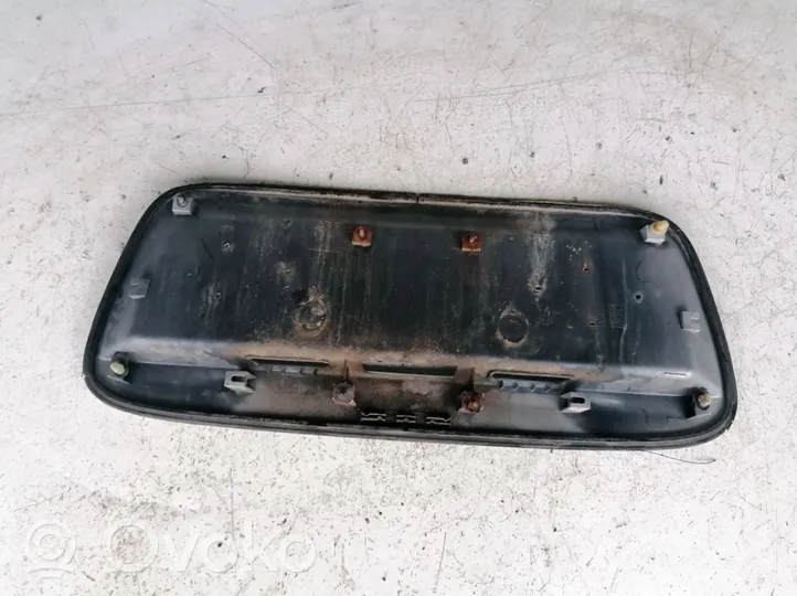 Ford Mondeo Mk III Barra de luz de la matrícula/placa de la puerta del maletero 90810buxxx