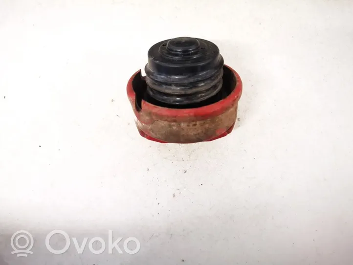 Audi 80 90 B3 Tappo del serbatoio del carburante 533201553