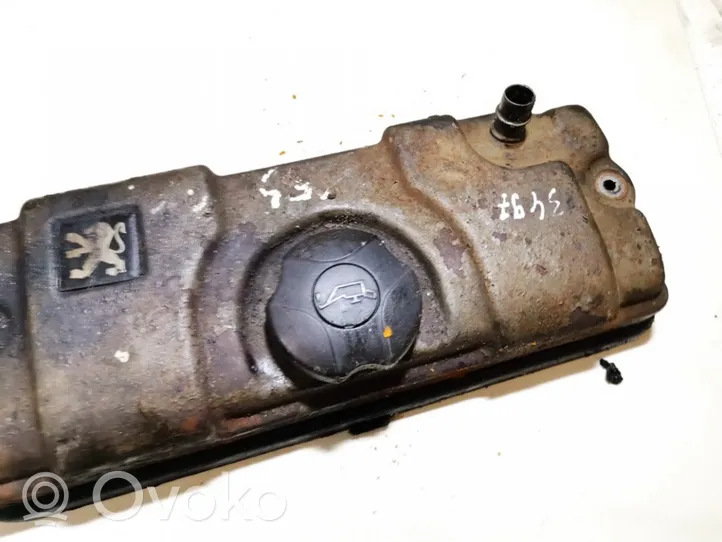 Peugeot 206 Rocker cam cover 