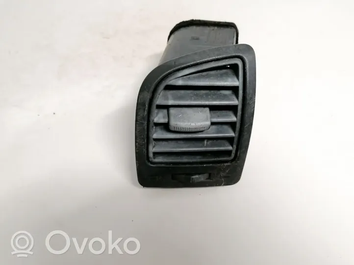 KIA Picanto Dysze / Kratki środkowego nawiewu deski rozdzielczej 9746007000