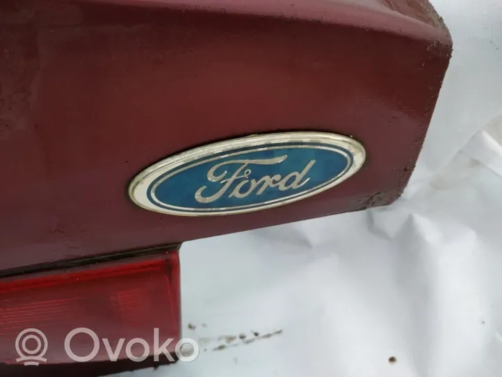 Ford Escort Ražotāja emblēma 