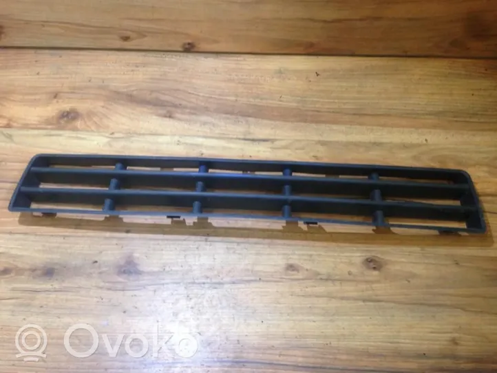 Volkswagen Golf IV Front bumper lower grill 1j0853677