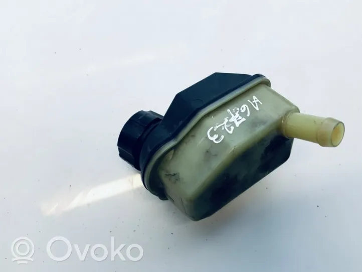 Volvo V50 Power steering fluid tank/reservoir 4n513531dc