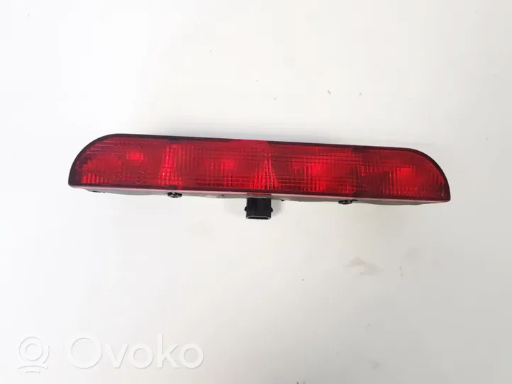 Audi A4 S4 B5 8D Papildu bremžu signāla lukturis 0996400