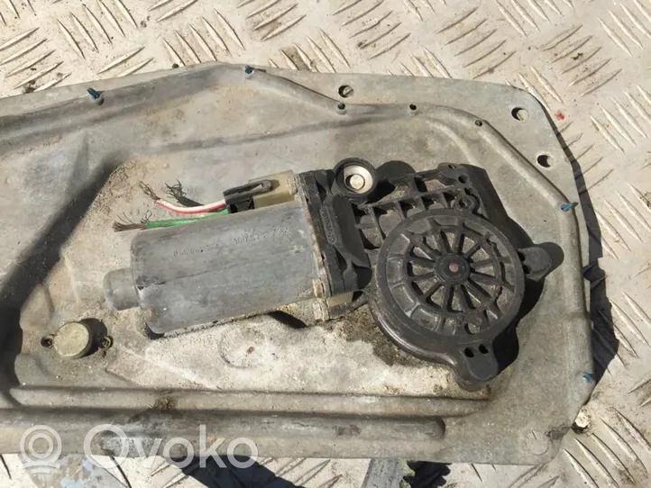 Volvo S70  V70  V70 XC Silniczek podnośnika szyby drzwi przednich 100575869