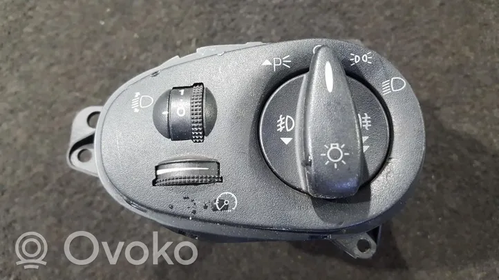 Ford Focus Przycisk / Pokrętło regulacji świateł 98AG13A024FF