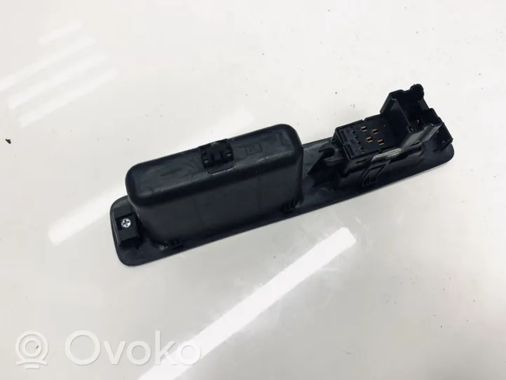 Nissan Qashqai Sähkötoimisen ikkunan ohjauskytkin 25411jd000