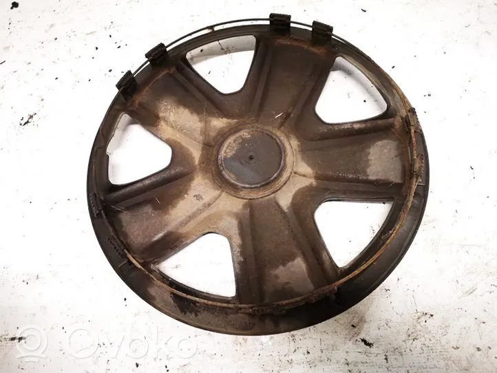 Volkswagen PASSAT B5 R15 wheel hub/cap/trim 