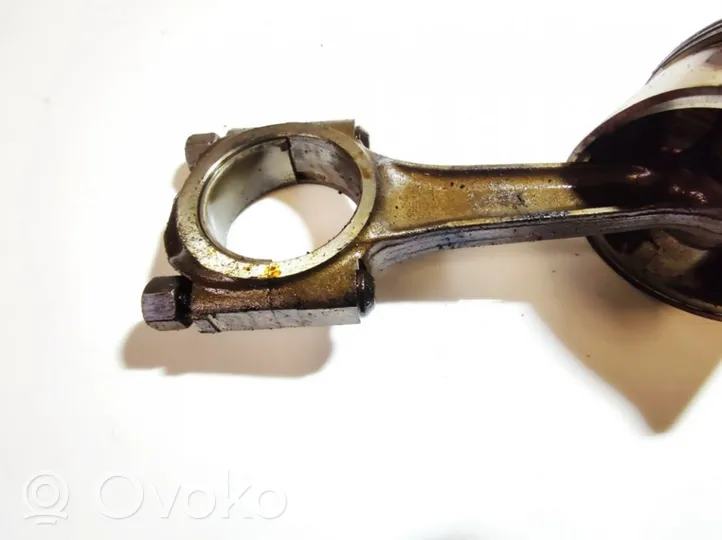 Citroen Xsara Piston avec bielle 