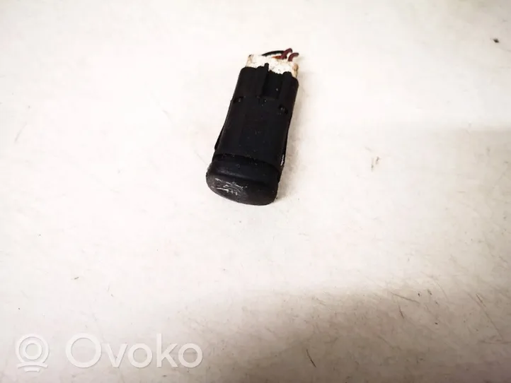 Ford Fiesta Włącznik świateł przeciwmgielnych 96fg15k237aa