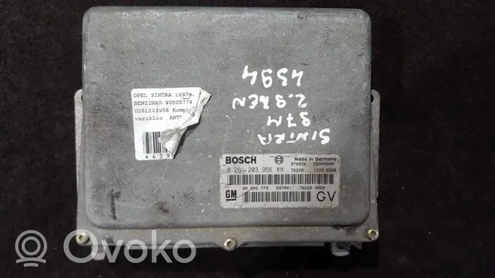 Opel Sintra Calculateur moteur ECU 0261203956