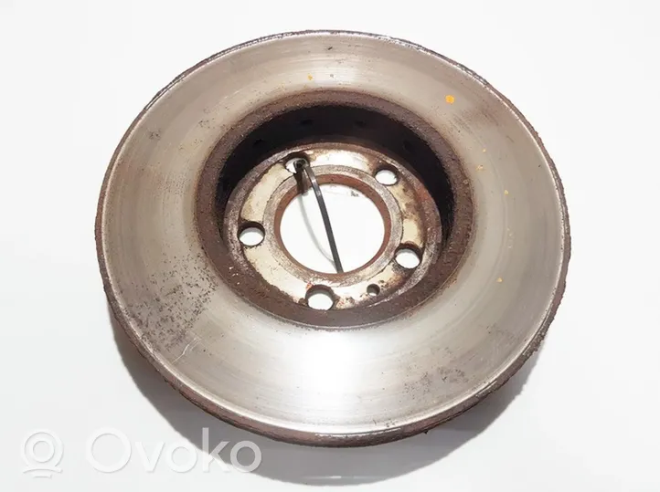 Volkswagen Polo IV 9N3 Front brake disc ventiliuojamas