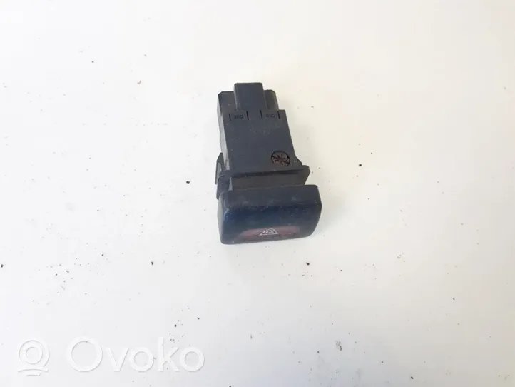 Nissan Primera Hazard light switch 